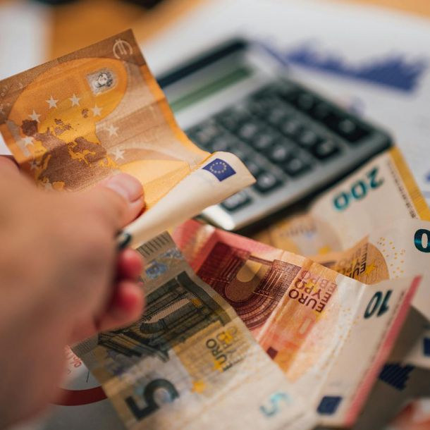 Ankauf von Renten- und Lebensversicherungen: Chancen und Beispiele